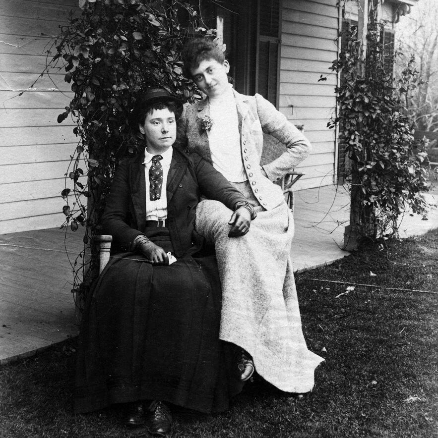 Imagen ciclismo para señoras Maria E. Ward